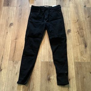 Levi’s Migh high super skinny